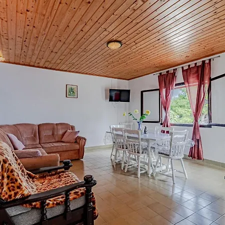 Beautiful In With Kitchen * Prizba